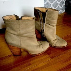 LL Bean Signature Leather Ankle Boot